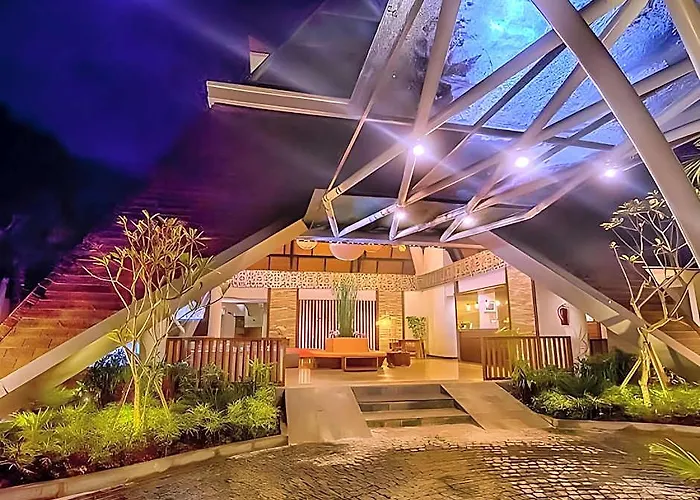Pandawa Hill Hotel 4*